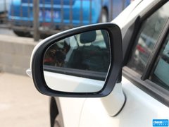 2015款 1.6L CVT 两驱精英型