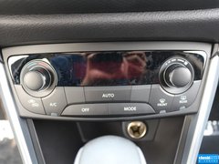 2015款 1.6L CVT 两驱精英型