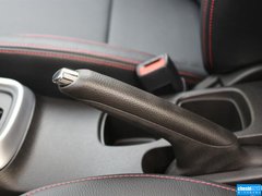 2015款 1.6L CVT 两驱精英型