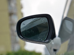 2015款 1.6L CVT 两驱精英型