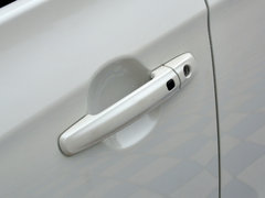 2015款 1.6L CVT 两驱精英型