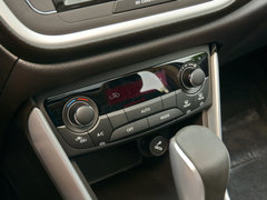 2015款 1.6L CVT 两驱精英型