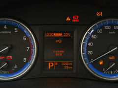 2015款 1.6L CVT 两驱精英型