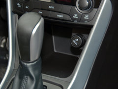 2015款 1.6L CVT 两驱精英型