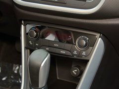 2015款 1.6L CVT 两驱精英型