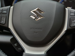 2015款 1.6L CVT 两驱精英型