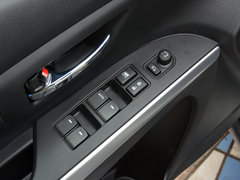 2015款 1.6L CVT 两驱精英型