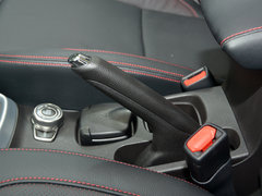 2015款 1.6L CVT 两驱精英型