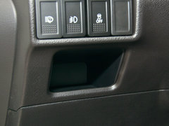 2015款 1.6L CVT 两驱精英型