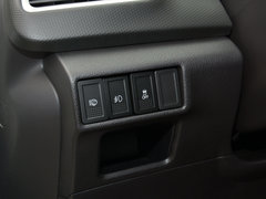2015款 1.6L CVT 两驱精英型