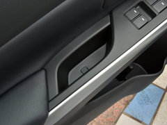 2015款 1.6L CVT 两驱精英型