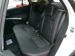 2015款 1.6L CVT 两驱精英型
