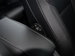 2016款 2.0T T4 智雅版
