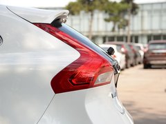 2016款 2.0T T4 智雅版