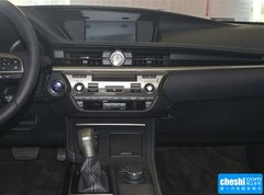 2015款 300h 舒适版