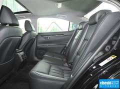 2015款 300h 舒适版