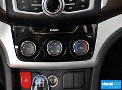 2015 1.5L 手动 标准型
