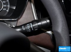 2015 1.5L 手动 标准型