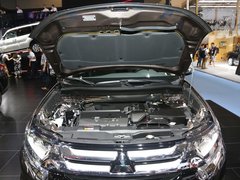 2016款 2.4L 四驱精英版 5座