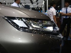 2016款 2.4L 四驱精英版 5座