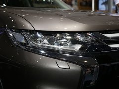 2016款 2.4L 四驱精英版 5座