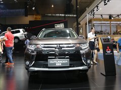 2016款 2.4L 四驱精英版 5座