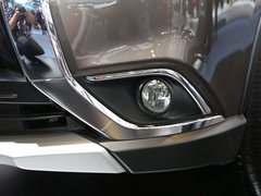 2016款 2.4L 四驱精英版 5座