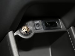 2016款 2.4L 四驱精英版 5座