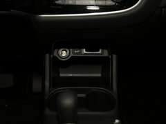 2016款 2.4L 四驱精英版 5座