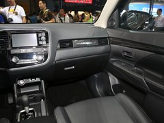 2016款 2.4L 四驱精英版 5座