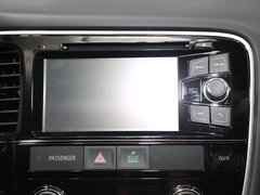 2016款 2.4L 四驱精英版 5座
