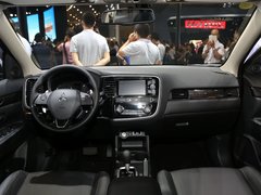 2016款 2.4L 四驱精英版 5座