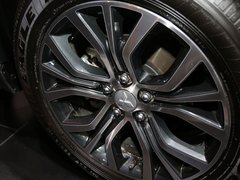 2016款 2.4L 四驱精英版 5座