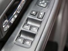 2016款 2.4L 四驱精英版 5座