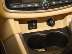 2015款 1.5L 手动 互联网版