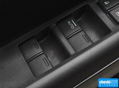 2015款 1.5L CVT 豪华版