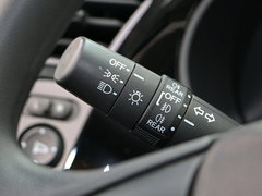 2015款 1.5L CVT 豪华版