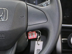 2015款 1.5L CVT 豪华版
