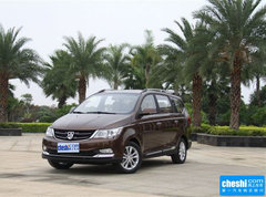2016款 1.8L 手动 豪华型7座