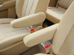 2016款 1.8L 手动 舒适型7座