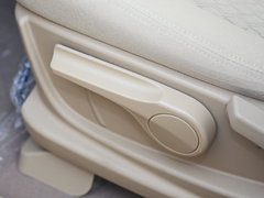 2016款 1.8L 手动 舒适型7座