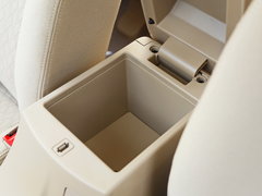 2016款 1.8L 手动 舒适型7座
