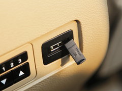 2016款 1.8L 手动 舒适型7座