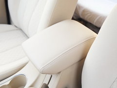 2016款 1.8L 手动 舒适型7座