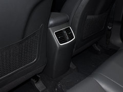 2015款 1.6T 双离合 两驱领先型