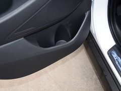 2015款 1.6T 双离合 两驱领先型