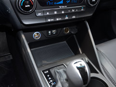 2015款 1.6T 双离合 两驱领先型