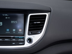 2015款 1.6T 双离合 两驱领先型