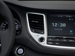2015款 1.6T 双离合 两驱领先型