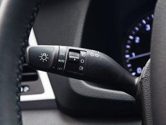 2015款 1.6T 双离合 两驱领先型